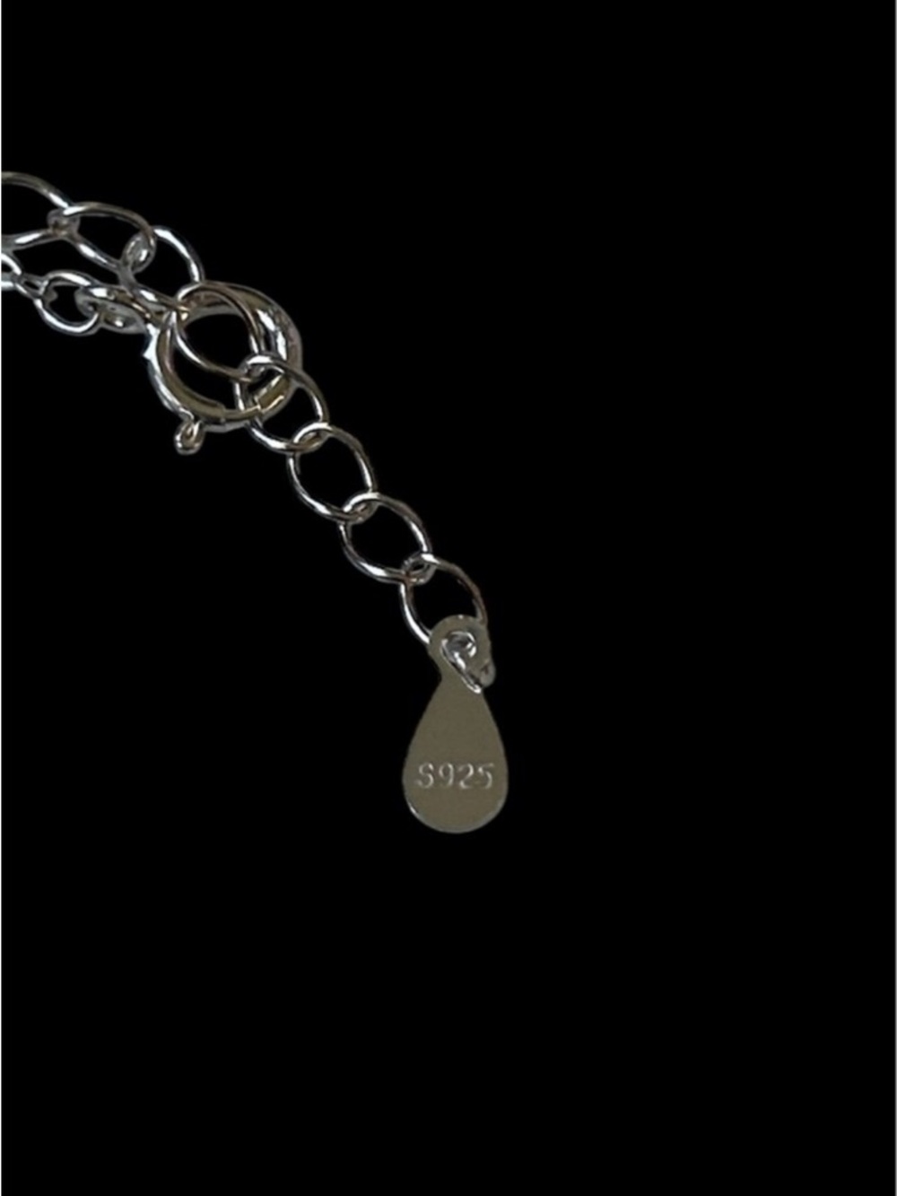 BRAND NEW 1.1 ct sterling silver moissanite cross necklace - Picture 3 of 9